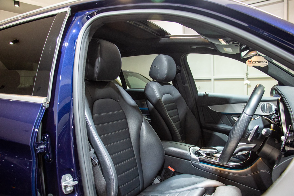 WhatsApp Image 2025-04-02 at 09.08.15 (1) Large.webp