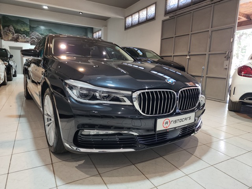 BMW 740i