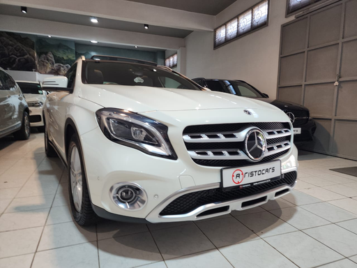 Mercedes-Benz GLA 220 4matic